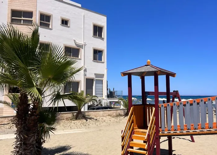 Sandy Nest * Larnaca